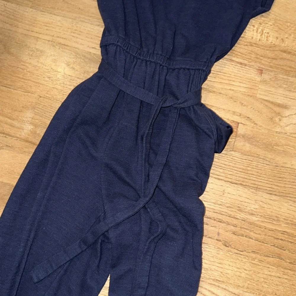 Old navy blue jumpsuit size small - Picture 2 of 6